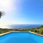 Tatil Evi Farious