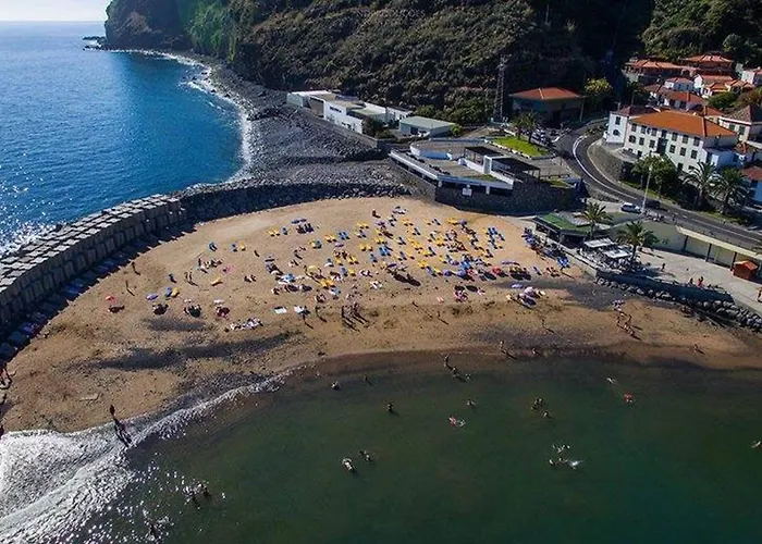 Semesterbostad Farious Arco da Calheta (Madeira)