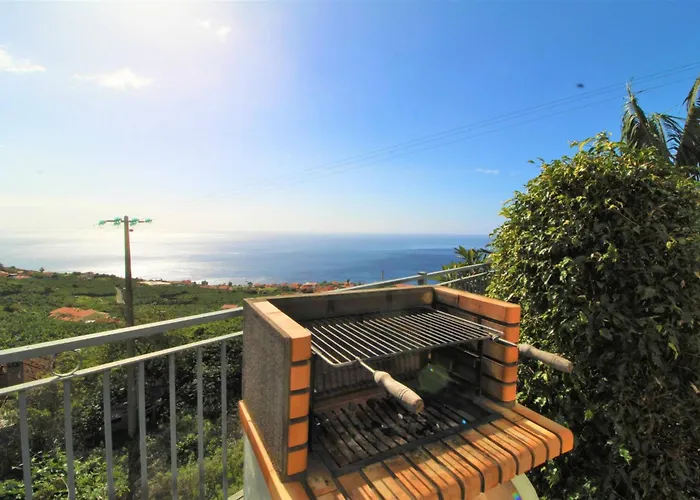 Farious Arco da Calheta (Madeira)