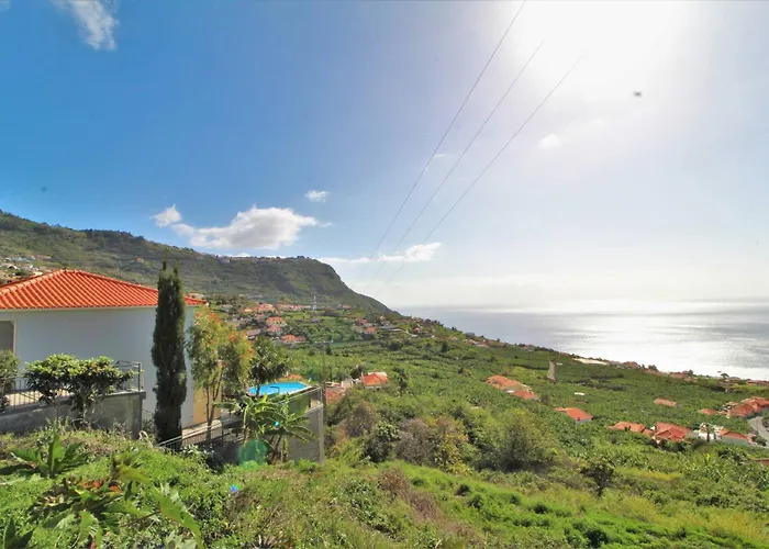 Farious Ferienhaus Arco da Calheta (Madeira)